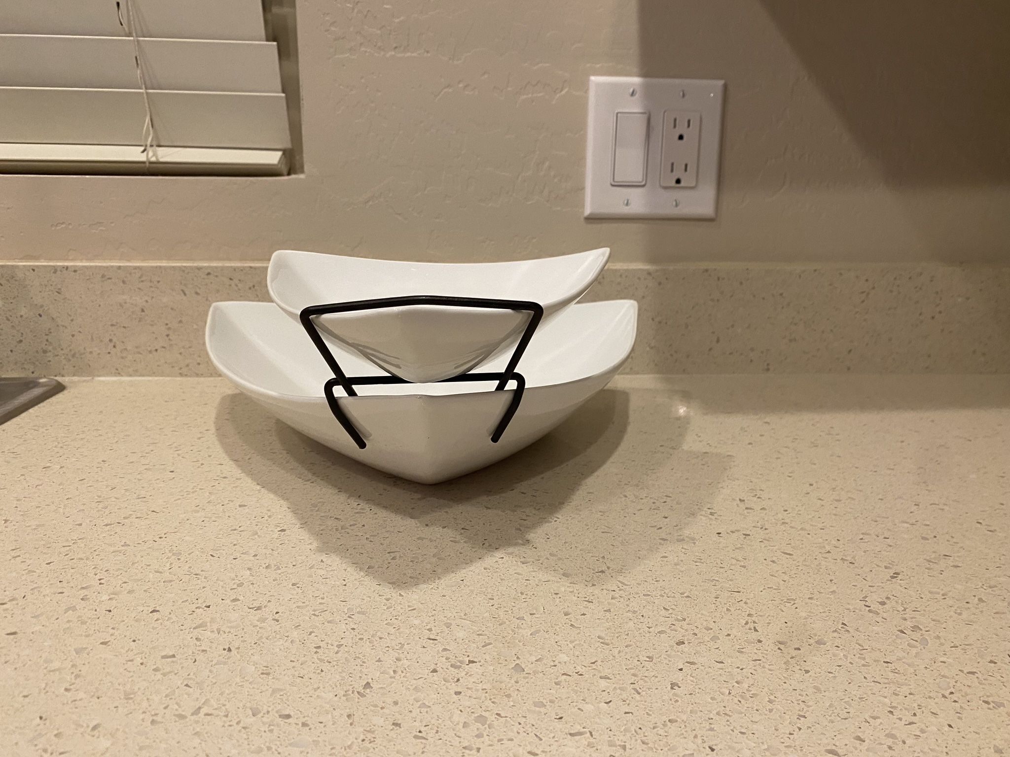 B.SMITH 2TIER CHIP & DIP SET for Sale in Gilbert, AZ OfferUp
