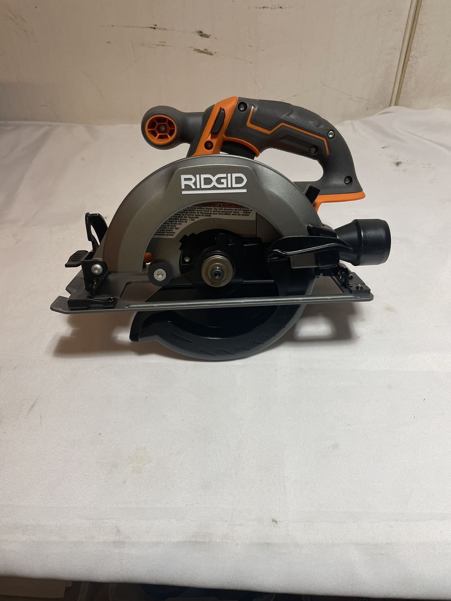 18V Cordless 6 1/2 in. Circular Saw (Tool Only