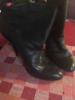 BCBG bootie black size 8 1/2