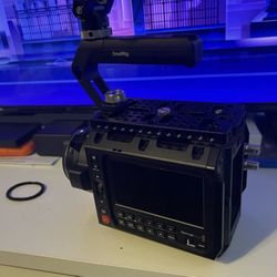 Blackmagic Design PYXIS 6K EF MOUNT