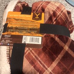 Yellowstone Blanket.