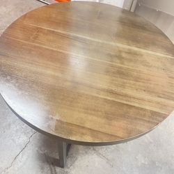 Round Coffee Table 