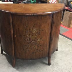 Cabinet With Shelf