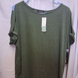 Short Sleeve Cut Out Shoulder Top