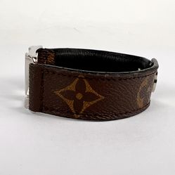 Louis Vuitton Monogram Hockenheim Bracelet Size 19