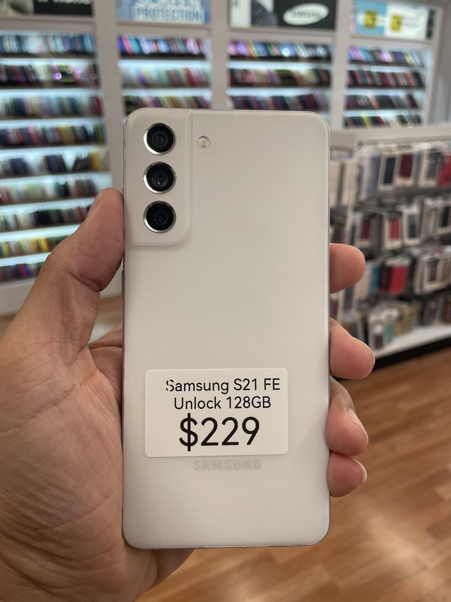 Samsung Galaxy S21FE Unlocked 128GB Great Conditions