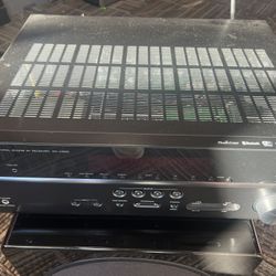 Yamaha Receiver & Episode Subwoofer 