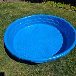 Large Round Rigid Pool