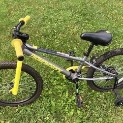 Diamondback Jr. Venom 20” BMX