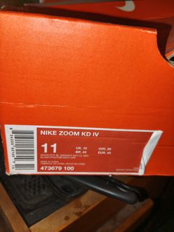 Nike Zoom KD IV Sneakers Size 11