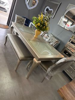 6 Pc Dining Table Set $800🏆