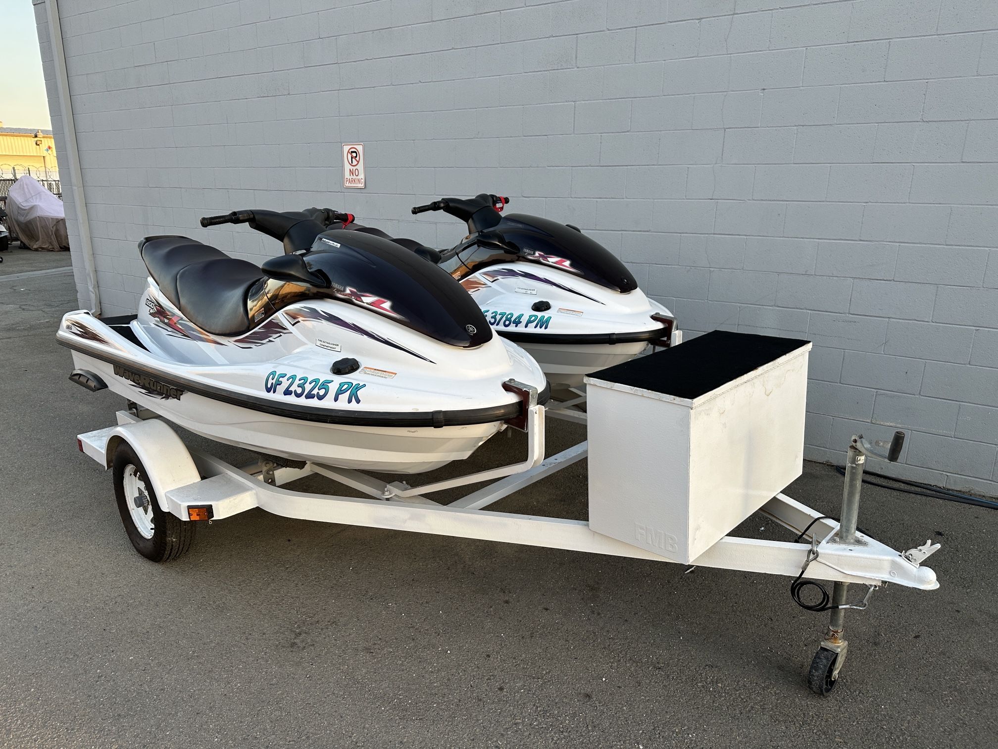 1999 Yamaha Waverunner XL1200 Pair With Trailer