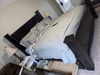 King Bedframe