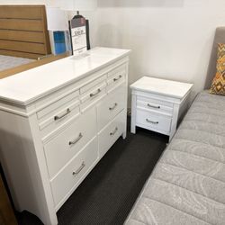 Dresser & Nightstand Set