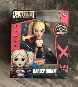 Harley Quinn Die Cast Metals Collectors figure