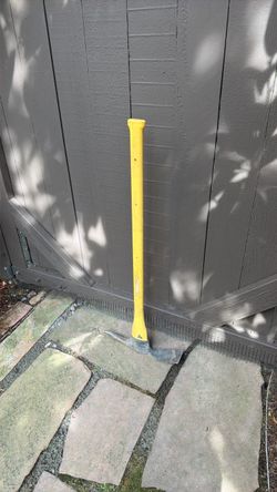 Pick Mattock with Yellow Fiberglass Handle