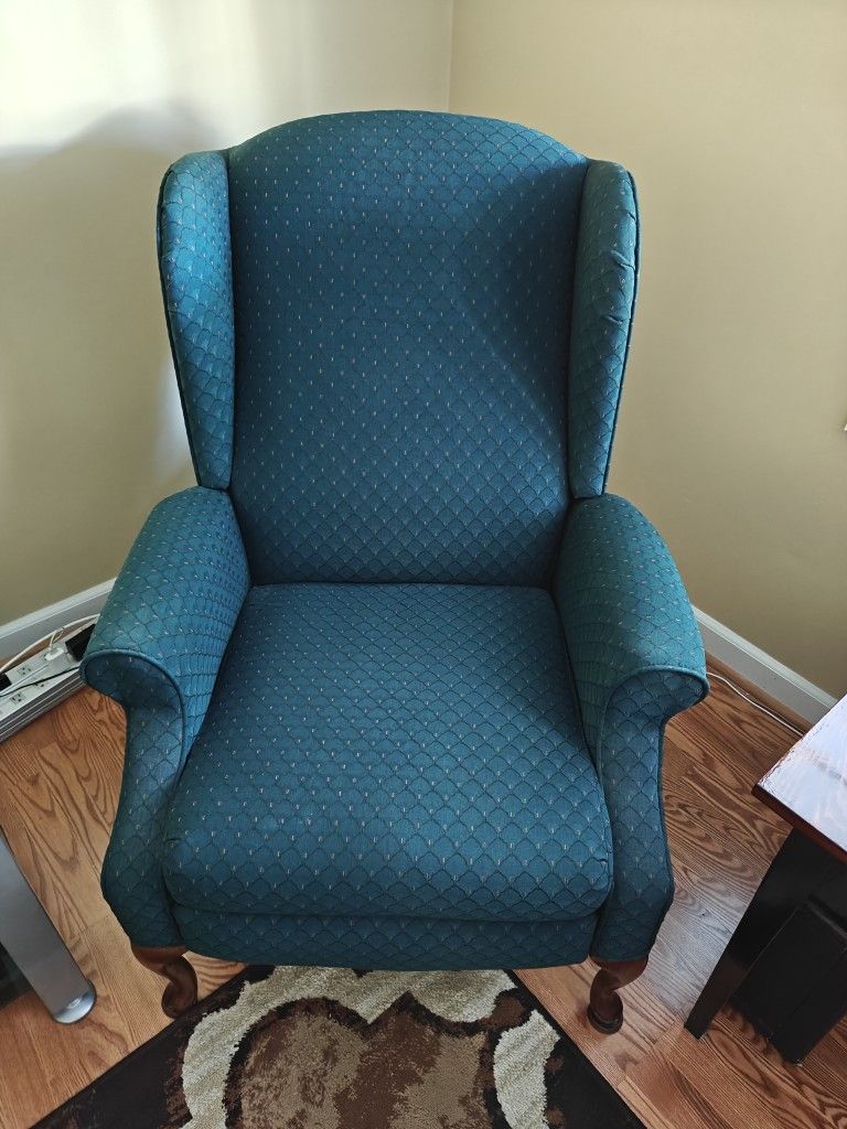 Green Cloth High back Reclining Chair