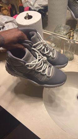 Size 11 Cool Grey 11
