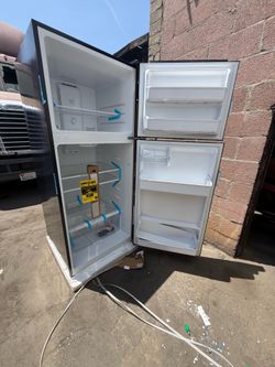 Frigidaire refrigerator