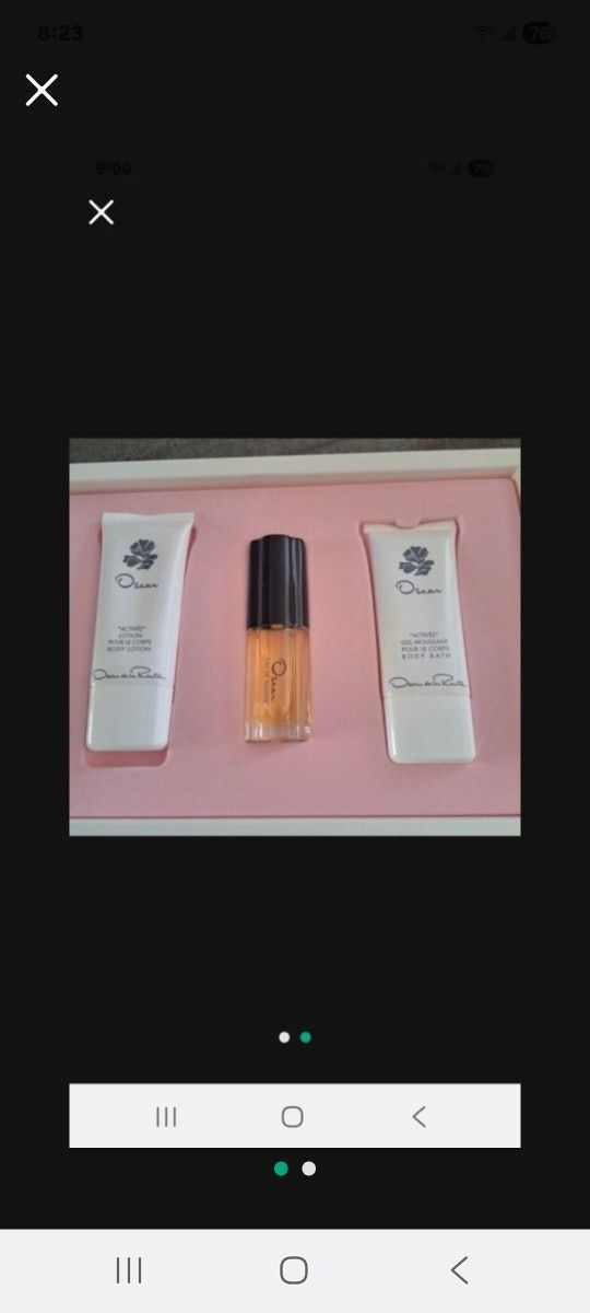 Oscar De La Renta Gift Set  EDT Spray .25 fl oz, 1 oz Body Lotion & 1 oz Body Bath 