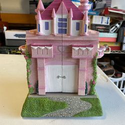 Vintage Disney Castle 🏰 Snow globe