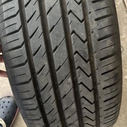 LX Twenty Tire 245/35/19