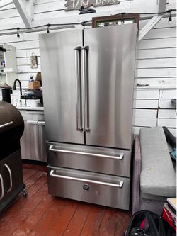 Bertazzoni pro series 36-inch 4 door French door Refrigerator