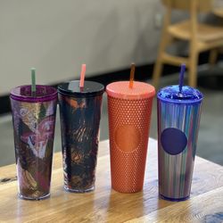4 starbucks tumblers 