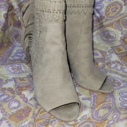 Rebecca Kaminkoff Open Toe Boots Size 7