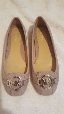 Michael Kors Flats size 6