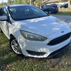 2018 FORD FOCUS SE HATCHBACK