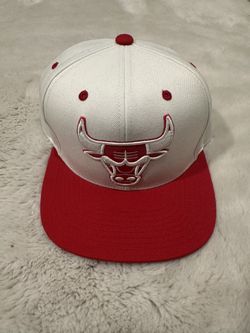2017 Mitchell & Ness Chicago Bulls Snapback Hat | Red & White | OSFM