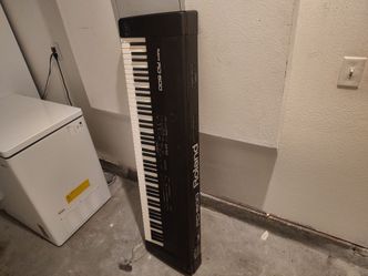 Roland RD-600