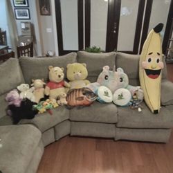 Lot of 14 Used Mixed Stuffed Plush Animals / Toys