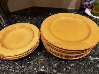 Hand painted Pier 1 Toscana Dining Plates Set. Made in Italy.!