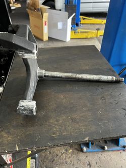 Rear Axle Bolt Caliper Holder Harley Davidson Sportster