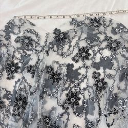 Women's Black And White Elegant Lace  Shawl With Fringe