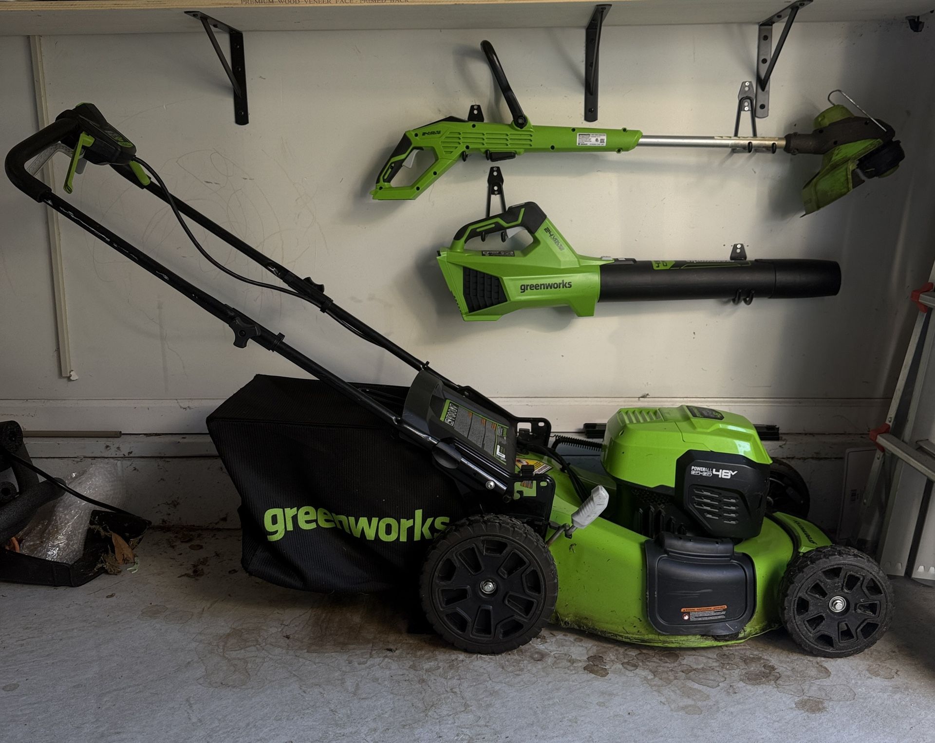 Greenworks 48V Lawn Care Set β 4 Batteries + Charger