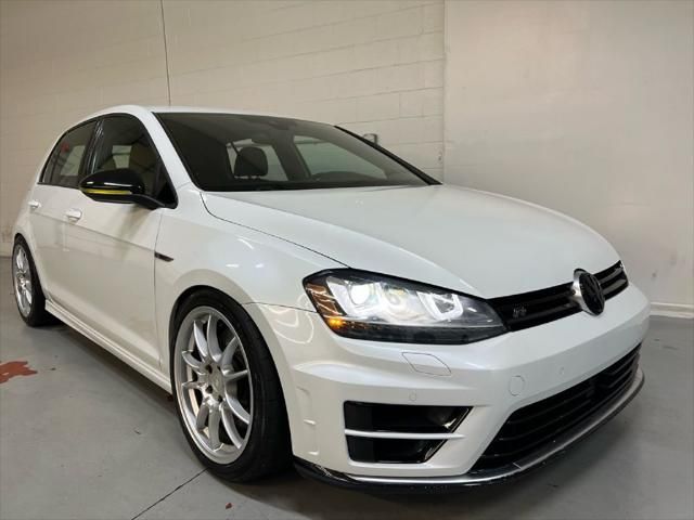 2017 Volkswagen Golf R