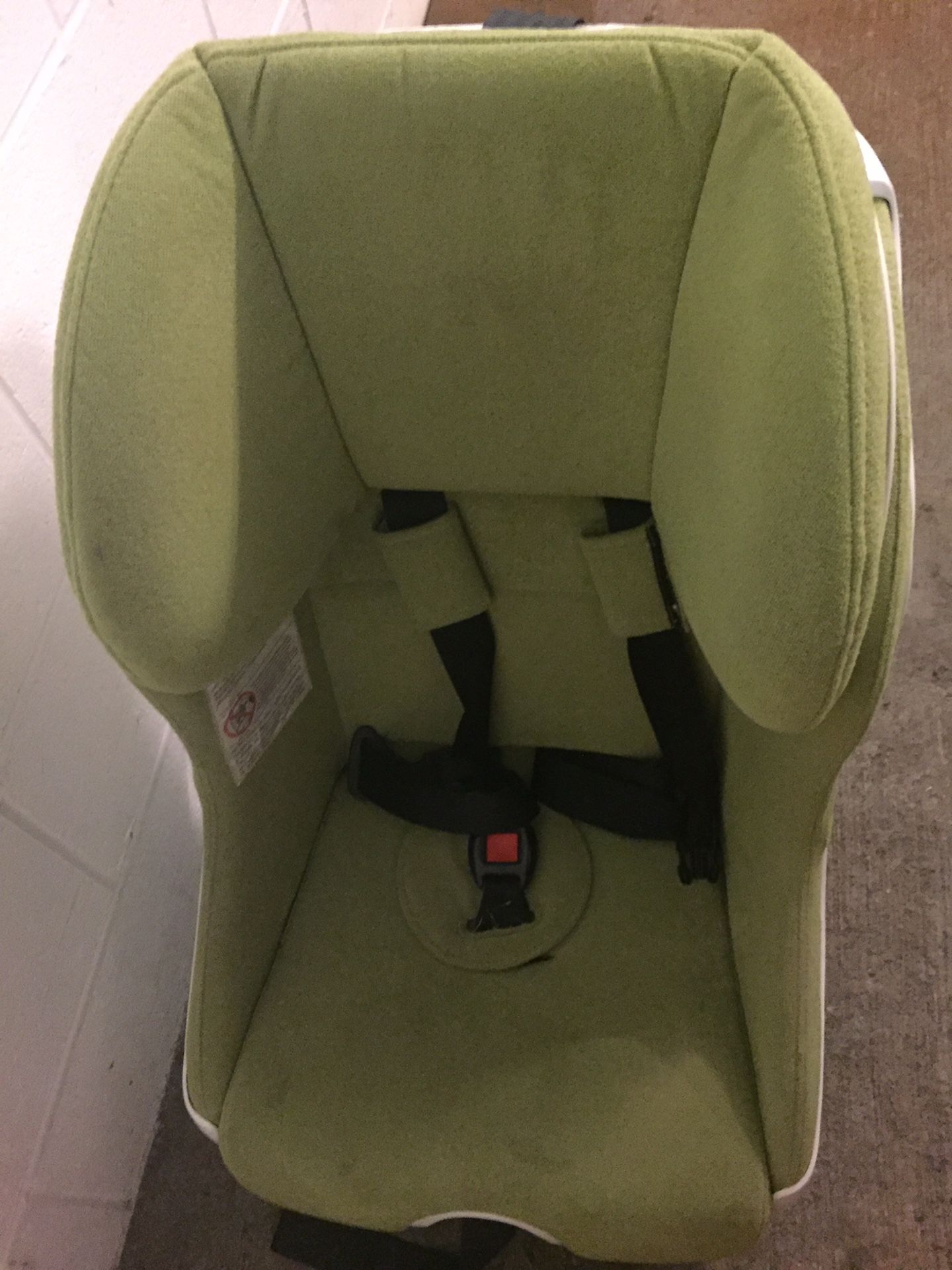 Foonf convertible car seat from Clek