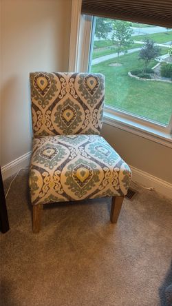 Accet chair