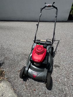 Honda HRX 217 lawnmower