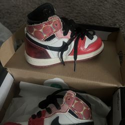 Jordan 1 Spider Verse Size 6c 