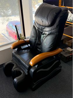 Massage chair recliner