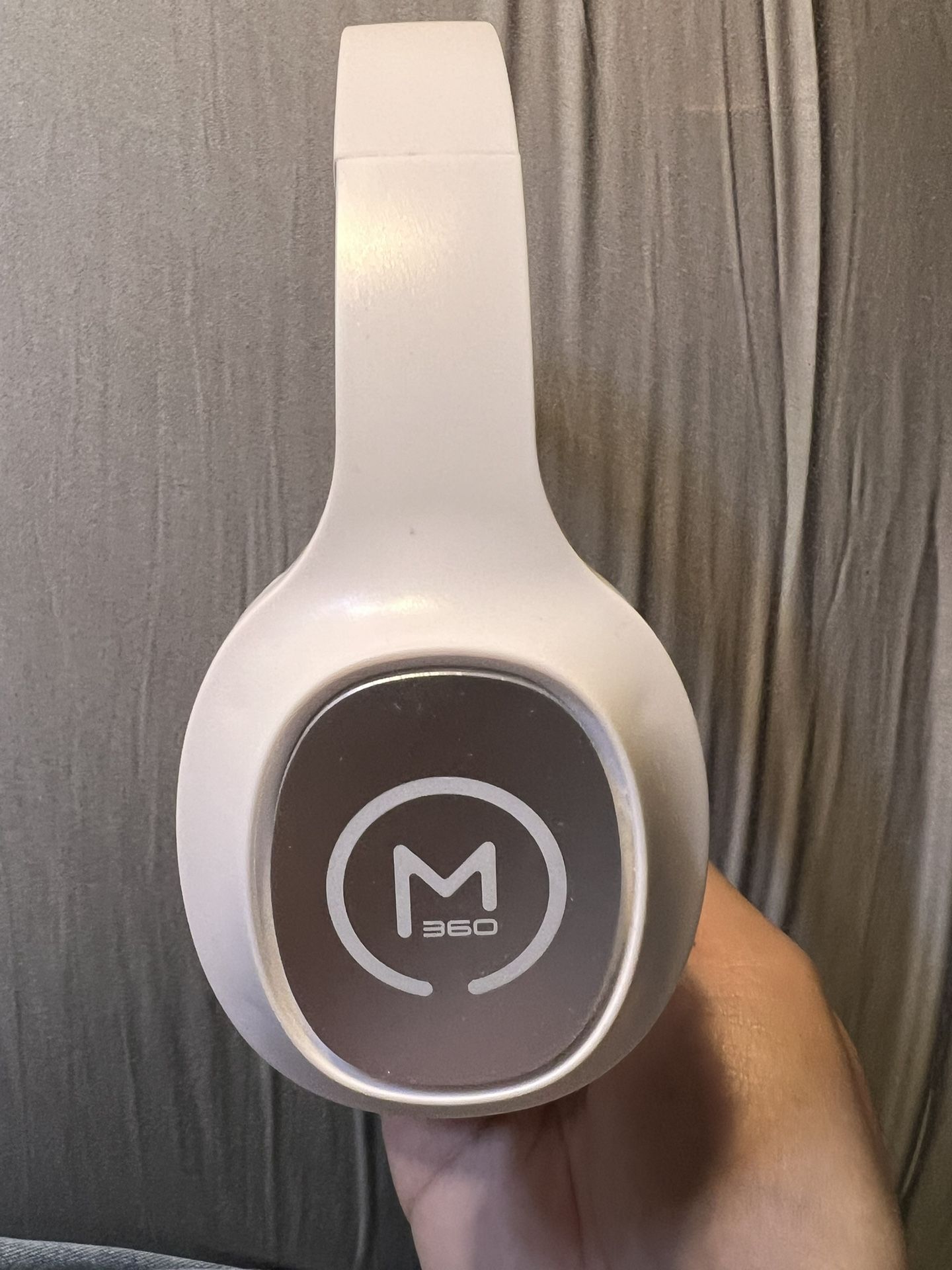 Morpheus 360 Tremors Bluetooth Headphones | Built-in Microphone | Wireless Headset | Gaming Headphones | on ear earphones | Wireless/Wired | White Sil