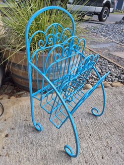 METAL BLUE Decorative Book/Magazine Caddy-Excellent Condition!