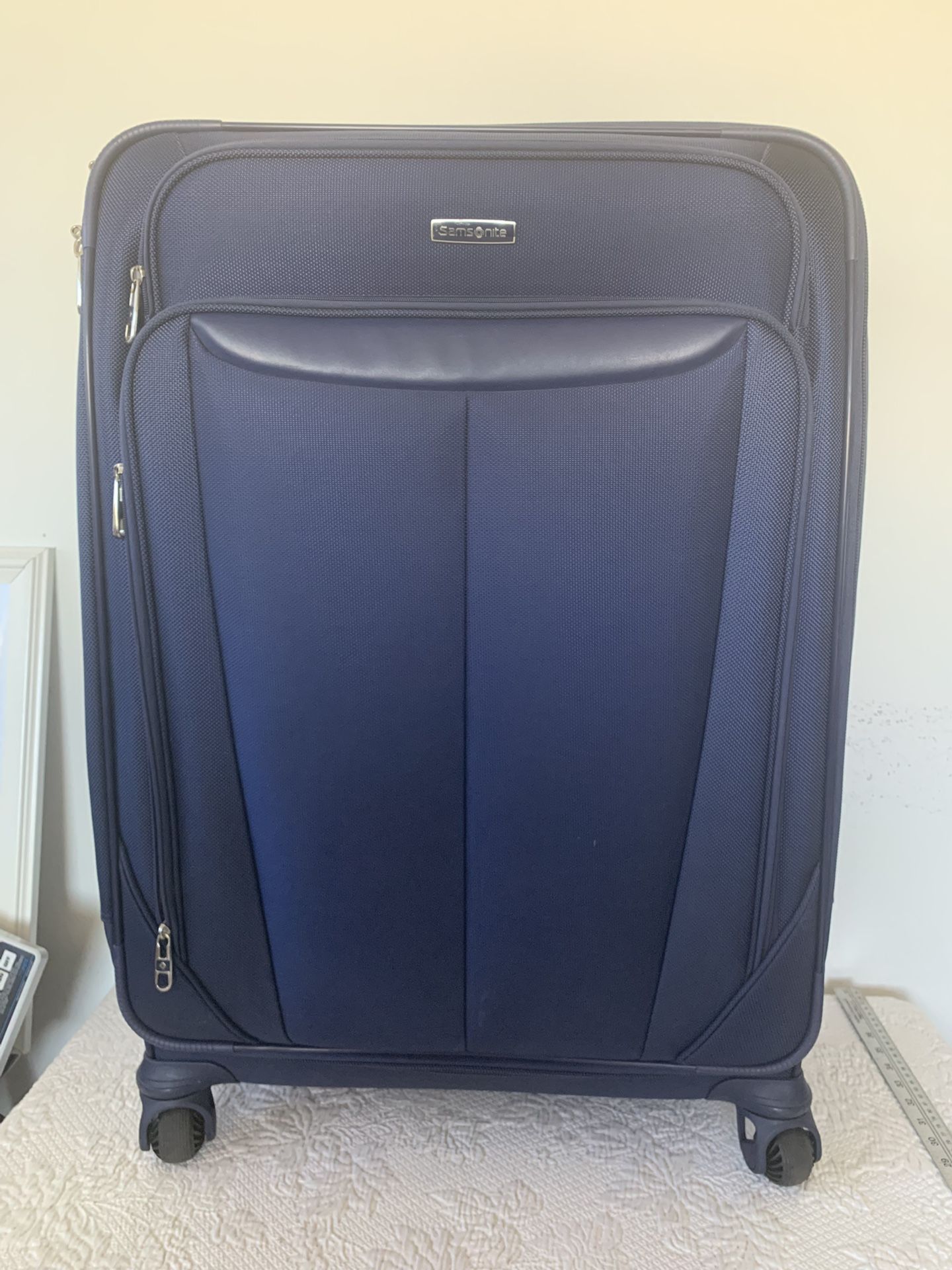 Samsonite Solyte 32” Spinner Suitcase