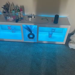 Light Up Tv Stand Come With Remote 
