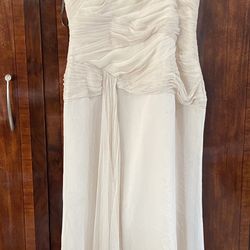 Bridesmaids Dress -used Onece Color Is Champagne