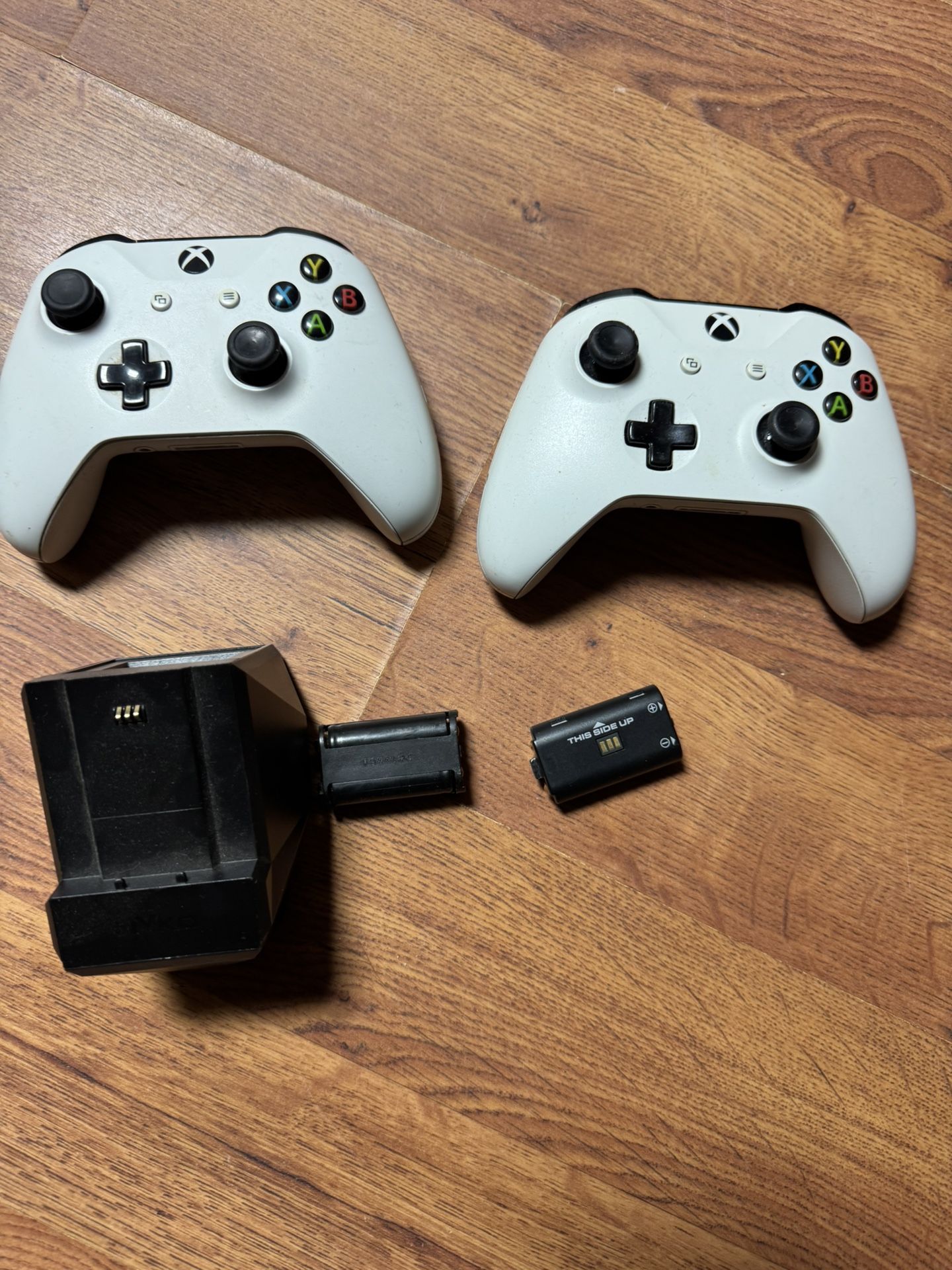 Microsoft Xbox one/series x/s wireless controller & Battery packs
